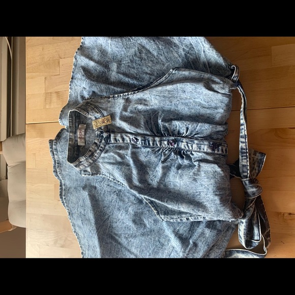 Jean Dress Simply Beautiful Sz. Medium 💥🔥 - Picture 2 of 3